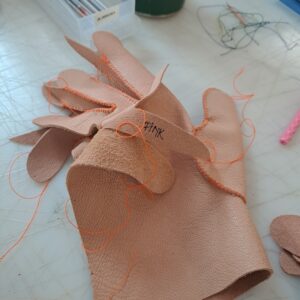 workshop lederen handschoenen maken