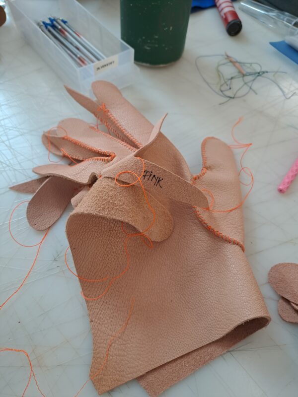 workshop lederen handschoenen maken