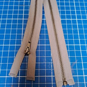 Deelbare metalen rits M3 grijs